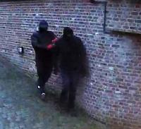 Groot beeld van Diesftal met geweld van ring in Kortrijk